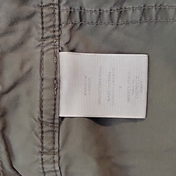 CLOSET CLEAROUT $10 | Joie | Army Green Cargo Capri Pants | Size 4 - Picture 5 of 5